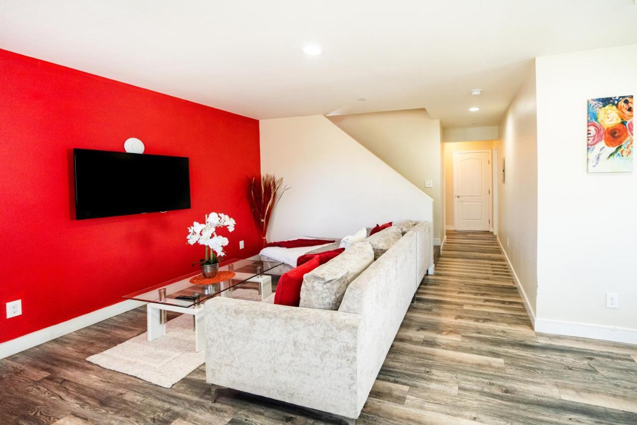 Large Sleeps 10 Near Downtown Angeles Apartamento Los Ángeles