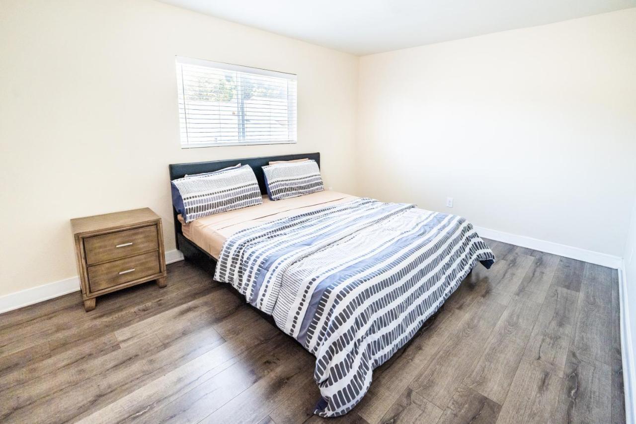 Apartamento Large Sleeps 10 Near Downtown Angeles *